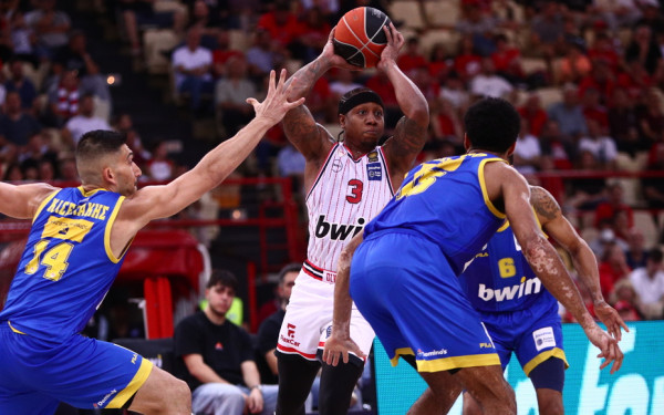 Μπάσκετ: Ο Ολυμπιακός άνοιξε το σκορ στα ημιτελικά της Basket League (βίντεο)