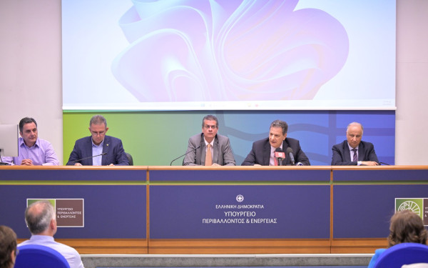 Θ. Σκυλακάκης: Υλοποιούμε, με αμείωτη ένταση, μέτρα για την προστασία  και την ενίσχυση της ανθεκτικότητας των δασών μας