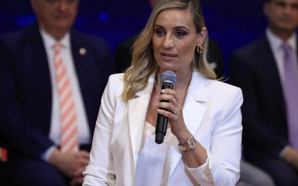 Ομόφωνα εγκρίθηκαν οι τροπολογίες της Ευρωβουλευτού της ΝΔ Ελεονώρας Μελέτη για την προστασία των ανηλίκων