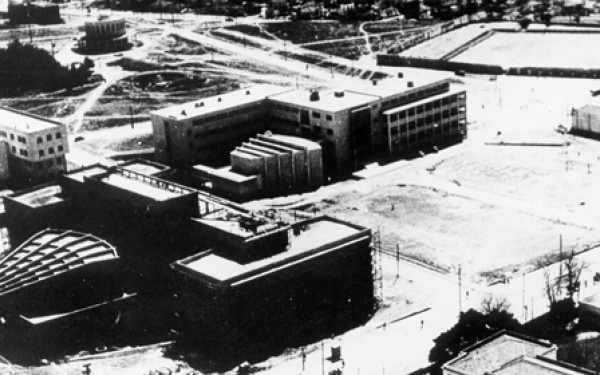 Στις 5 Ιουνίου 1925 ιδρύεται το Αριστοτέλειο Πανεπιστήμιο Θεσσαλονίκης