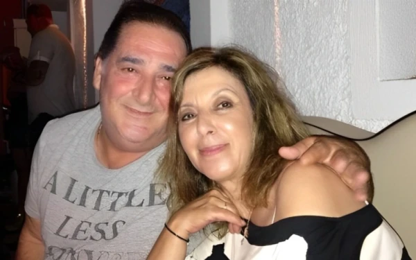Βασίλης Καρράς: Το συγκινητικό σημείωμα που άφησε στη σύζυγό του πριν πεθάνει (βίντεο)