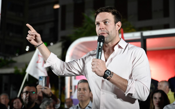 Στ. Κασσελάκης: Με ένα F-35 λιγότερο αγοράζουμε 300 πυροσβεστικά οχήματα