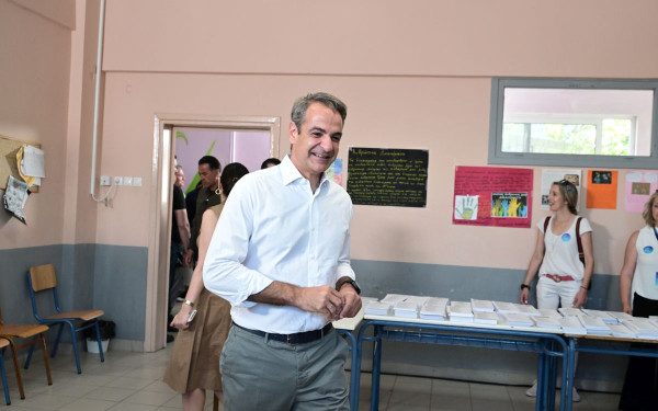 Ευρωεκλογές 2024: Στο 1ο Γυμνάσιο Κηφισιάς ψήφισε ο Κ. Μητσοτάκης - «Ψηφίζουμε για μία ισχυρή Ελλάδα σε μια ισχυρή Ευρώπη» (βίντεο)