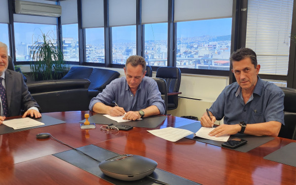 Υπογράφηκε η νέα Συλλογική Σύμβαση Εργασίας στον ΟΑΣΘ