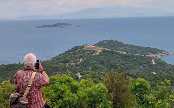 Η Χαλκιδική προβάλει τα περιπατητικά της μονοπάτια στην Ολλανδική αγορά