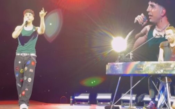 ZAF: O Θεσσαλονικιός αυτοδίδακτος μουσικός στη σκήνη με τον Κρις Μάρτιν και τους Coldplay (βίντεο)