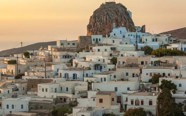 Αστυνομία: Συνεχίζουμε τις έρευνες στην Αμοργό για τον εντοπισμό του αγνοούμενου τουρίστα