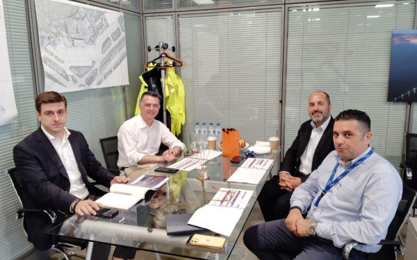 Επίσκεψη Μπεκίρη-Παπαγεωργίου στο αεροδρόμιο «Μακεδονία» και στο ΕΚΕΤΑ