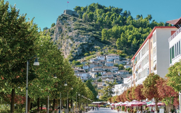 Αλβανία: Πώς μετατρέπεται σε τουριστικό παράδεισο των Βαλκανίων