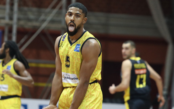 Μπάσκετ: Ο Άρης φέρνει στη Θεσσαλονίκη τον ΝτεΤζούλιους (βίντεο)