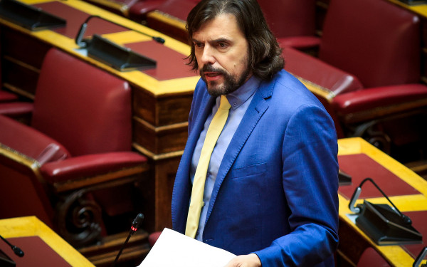 Π. Παππάς: Ζητά από τον Βρούτση την άρση της τιμωρίας κεκλεισμένων που επιβλήθηκε στον Άρη