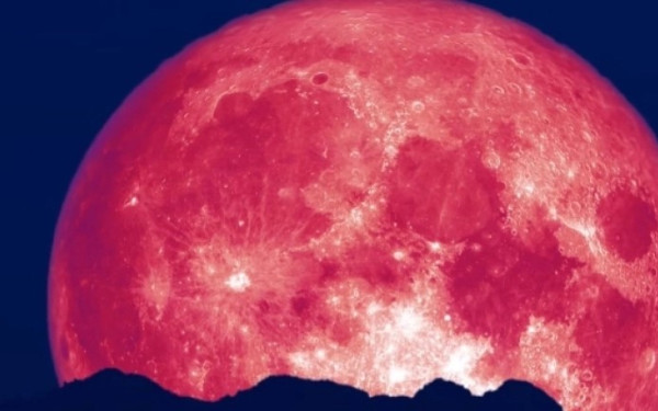 Το σπάνιο ροζ φεγγάρι που θα εμφανιστεί στον ουρανό στις 21 Ιουνίου (βίντεο)