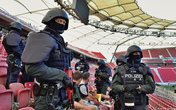 EURO: Το γερμανικό σχέδιο κατά των χούλιγκαν και της τρομοκρατίας