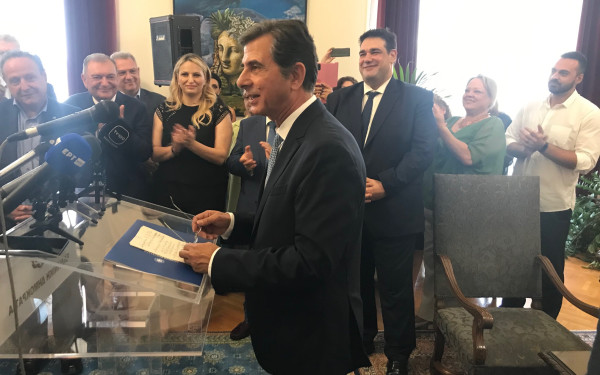 Ο υπουργός που έγινε μόνιμος κάτοικος Θεσσαλονίκης, τα σχέδια του Γκιουλέκα για το ΥΜΑΘ και οι εισηγήσεις «Κυριάκο, άλλαξε τα όλα».  Γράφει ο Μποξέρ*