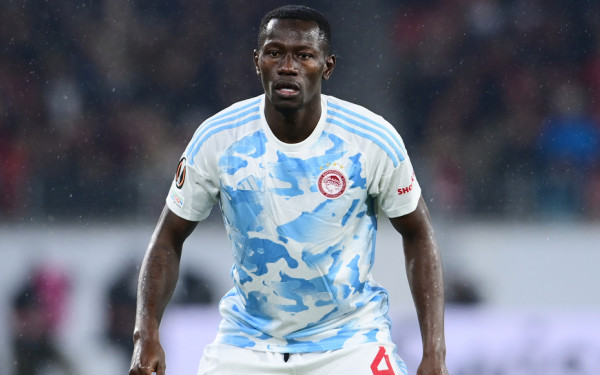 Ο ΠΑΟΚ έντυσε στα ασπρόμαυρα τον Καμαρά (βίντεο)