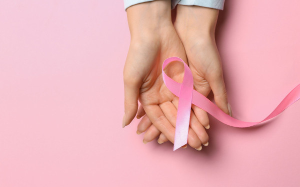 Θεσσαλονίκη: Συγκέντρωση και πορεία ευαισθητοποίησης για τον καρκίνο του μαστού