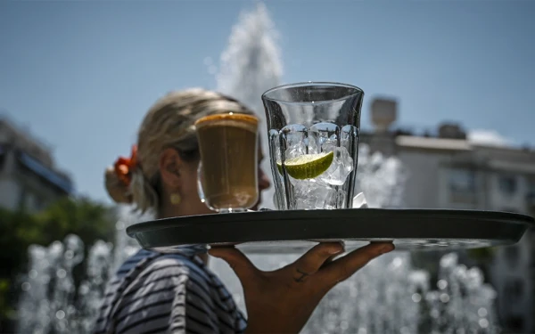 ΠΟΕΕΤ: Ανακοίνωσε νέα κλαδική ΣΣΕ για τους εργαζόμενους των μη κύριων τουριστικών καταλυμάτων-ενοικιαζόμενων δωματίων