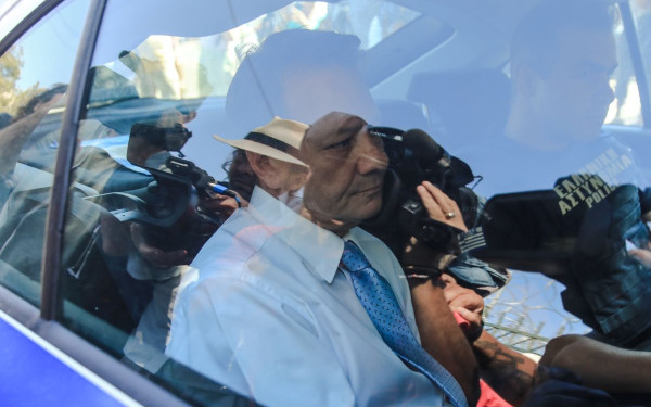 Απόστολος Λύτρας: Έφτασε στην Ευέλπιδων ο ποινικολόγος - Αναμένεται να κριθεί προφυλακιστέος (βίντεο)