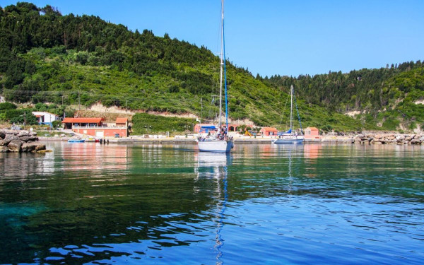 Βρέθηκε νεκρός στα παλιό λιμάνι στο Μαθράκι των Επτανήσων ο Αμερικανός τουρίστας που αγνοείτο