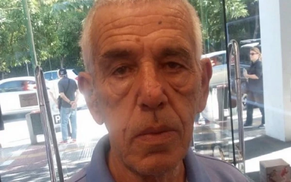 Πέθανε ο δημοσιογράφος Βαγγέλης Νιάκας