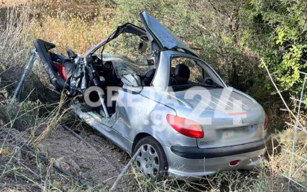 Στην εντατική 19χρονος μετά από σύγκρουση αυτοκινήτου με φορτηγό στον Βάμο Χανίων (φωτ.)