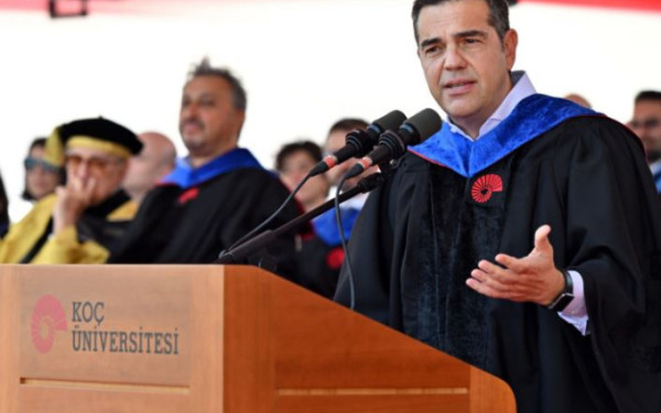 Αλ. Τσίπρας στο Koc University: Δεν μετανιώνω για την απόφαση που πήρα πριν από έναν χρόνο. Να εξελισσόμαστε διατηρώντας τις αρχές μας. Το κεφάλι ψηλά!
