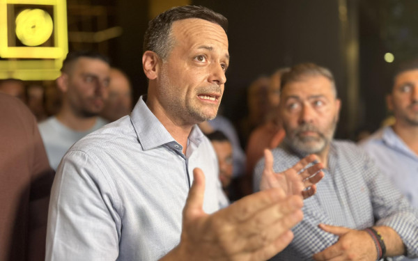 Από τη Θεσσαλονίκη ξεκίνησε τις περιοδείες του ενόψει των εκλογών του ΠΑΣΟΚ ο Χάρης Δούκας (βίντεο, φωτ.)