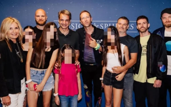 Μητσοτάκης για το νέο βιντεοκλίπ των Coldplay στο Ηρώδειο: «Εξαιρετική προβολή για τη χώρα μας»