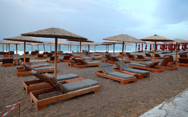 Αυτές είναι οι 14 παραλίες με τις περισσότερες καταγγελίες - «Πρωταθλήτρια» η Χαλκιδική (φωτ.)