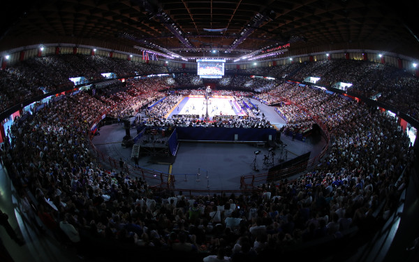 Συνελήφθη υπάλληλος ασφαλείας του ΣΕΦ - Επέτρεψε την είσοδο ατόμων χωρίς εισιτήριο στον αγώνα Ολυμπιακός - Ζαλγκίρις
