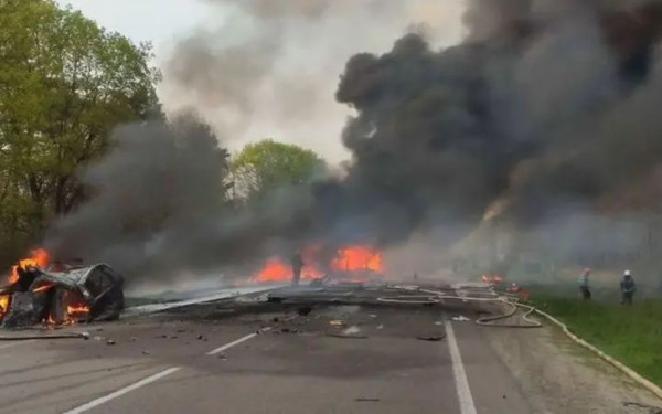 Ουκρανία: Φορτηγό συγκρούστηκε με μίνιβαν - 14 νεκροί, μεταξύ αυτών ένα 6χρονο παιδί