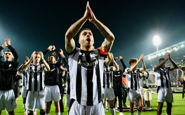 Αντρέ Βιεϊρίνια: Η «σημαία» παρέμεινε στον ιστό της στην Τούμπα (βίντεο)