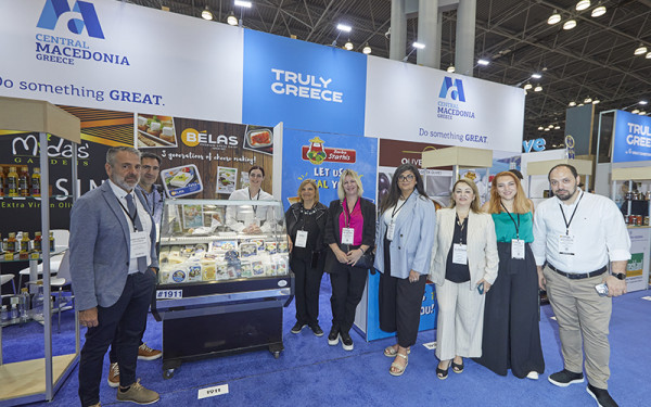 Τα προϊόντα που παράγονται στη μακεδονική γη σε διεθνή έκθεση τροφίμων και ποτών στη Νέα Υόρκη (φωτ.)
