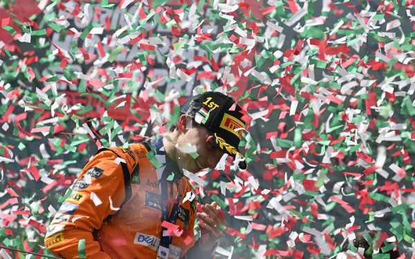 Φόρμουλα 1: Ο Πιάστρι τη νίκη στην Ουγγαρία, ο Χάμιλτον όμως έγραψε ιστορία