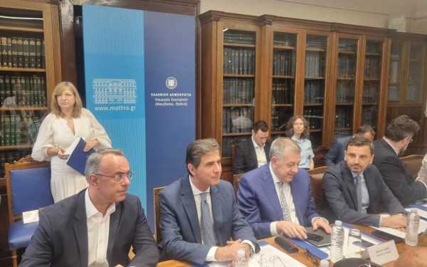 FlyOver: Κατασκευάζεται με «τέρμα τα γκάζια» (βίντεο, φωτ.)