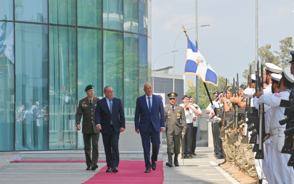 Ν. Δένδιας: Η Ελλάδα ουδόλως αδιαφορεί για απειλές κατά της Κύπρου (φωτ.)