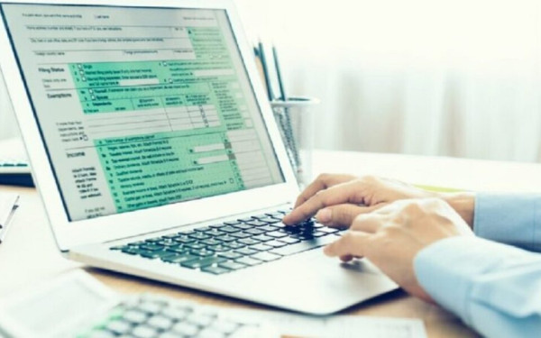 ΑΑΔΕ: Νέος γύρος ελέγχων για τις δηλώσεις 2023 - Στο μικροσκόπιο μισθοί, συντάξεις και αναδρομικά με ηλεκτρονικές διασταυρώσεις