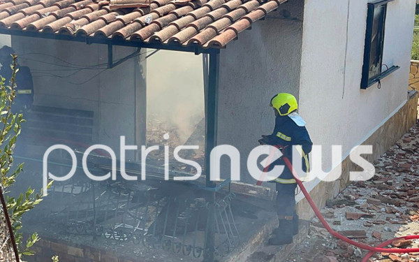 Φωτιά σε σπίτι στην Ηλεία - Νεκρός ο ιδιοκτήτης (βίντεο, φωτ.)