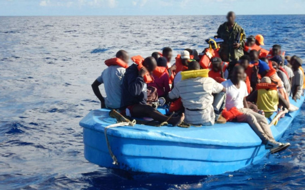 Κρήτη: Συνελήφθησαν τρεις Σουδανοί διακινητές μεταναστών