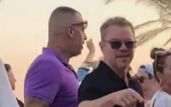 Μύκονος: Έκαναν φάρσα για βόμβα στον Ματ Ντέιμον - Εκκενώθηκαν 4 μαγαζιά με 4.000 άτομα