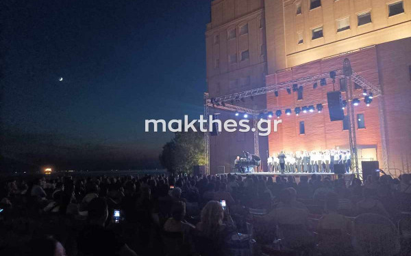 Θεσσαλονίκη: Μια μαγευτική νύχτα με γαλλική όπερα στο Μέγαρο  (βίντεο, φωτ.)
