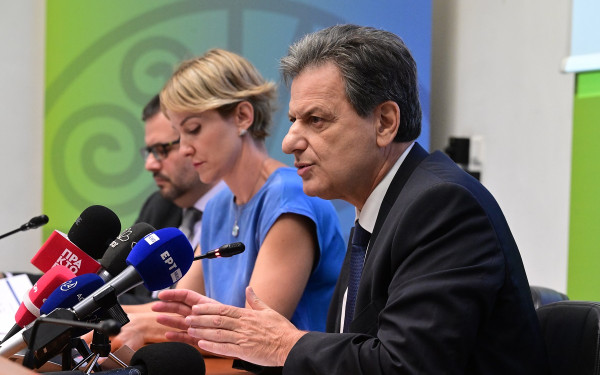 Αυτά είναι τα τρία μέτρα στήριξης για το ρεύμα - Η εξειδίκευση έκτακτων κυβερνητικών μέτρων για το ενεργειακό κόστος