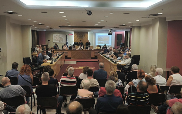 Βουλευτές και αιρετοί της Περιφέρειας Κεντρικής Μακεδονίας στο πλευρό της Καλαμαριάς για τη Μαρίνα της Αρετσούς