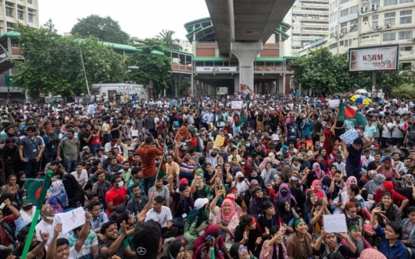 Μπανγκλαντές: Γκουτέρες και Δύση κάνουν έκκληση για «ηρεμία» και «δημοκρατική μετάβαση»