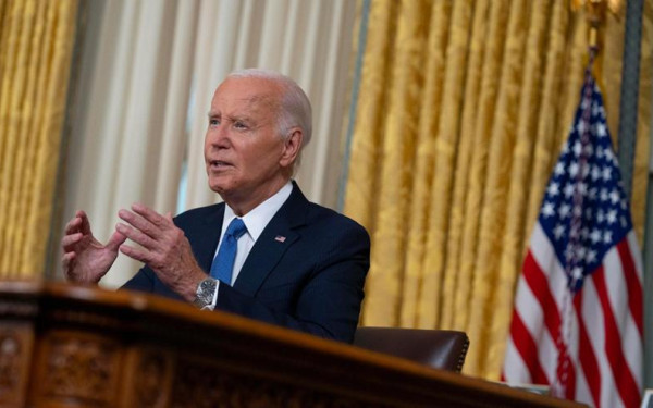 Ο Τζο Μπάιντεν επαναβεβαιώνει τη δέσμευσή του για την ανοικοδόμηση της Ουκρανίας