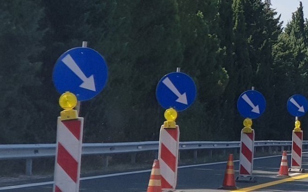 Περιφέρεια Κεντρικής Μακεδονίας: Έργα σε διάφορα σημεία του οδικού δικτύου Περιφέρεια Κεντρικής Μακεδονίας: Έργα σε διάφορα σημεία του οδικού δικτύου