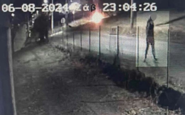 Φωτιές στη Βάρη Αττικής: Ενώπιον του ανακριτή ο 66χρονος καθηγητής του Πάντειου που συνελήφθη για εμπρησμό (βίντεο)