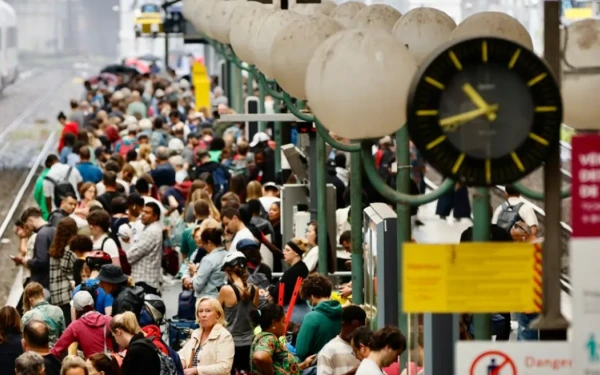 Γάλλος υπουργός Εσωτερικών: Δεν αποκλείεται η ανάμειξη ξένης χώρας στο σαμποτάζ στα τρένα