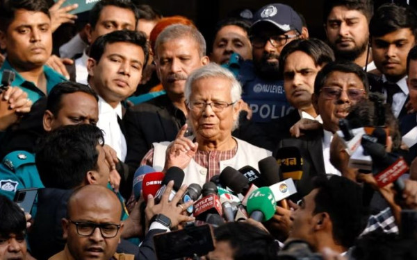 Μπαγκλαντές: Τον νομπελίστα Μ. Γιουνούς θέλουν για προσωρινό κυβερνήτη οι φοιτητές