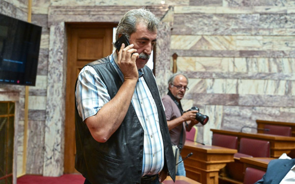 Ομόφωνα αθώος ο Πολάκης για την κατηγορία της συκοφαντικής δυσφήμησης σε βάρος της υφυπουργού, Φ. Αραμπατζή